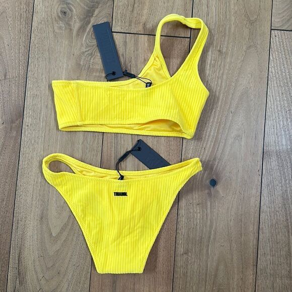 TRIANGL MELROSE CHEEKY SUNSHINE RIB SET NEW WITH TAGS NO BAG - Picture 2 of 3